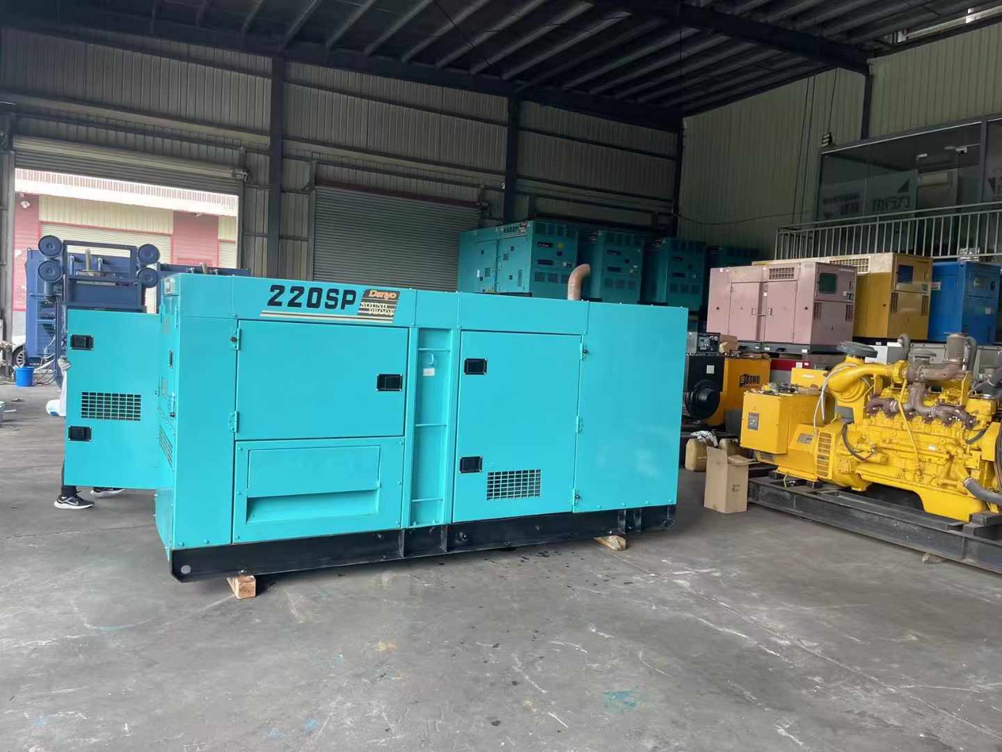 高台800kW 柴油发电机的输出电流波动范围是多少?