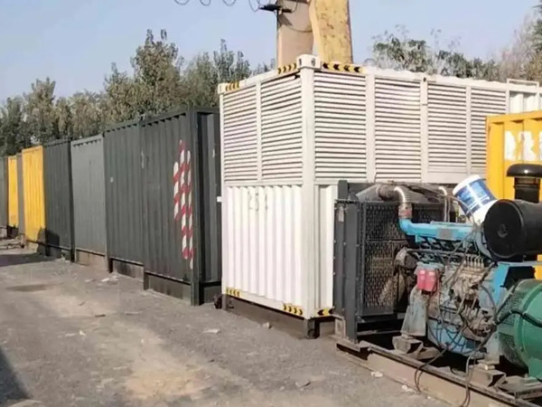 高台200KW柴油发电机机组每小时油耗是多少？